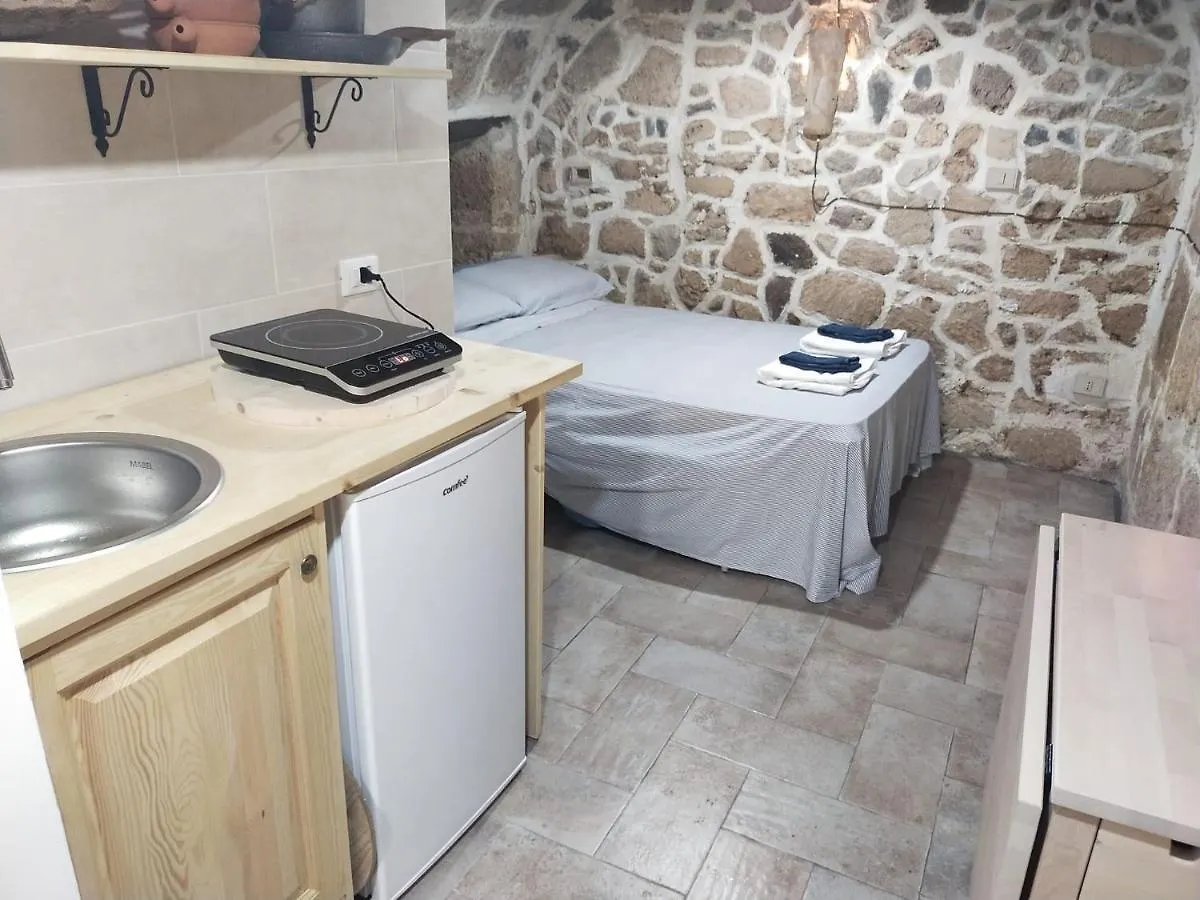 Palauet Cosy Old Town Apartment In Alghero For 1 Person Itálie