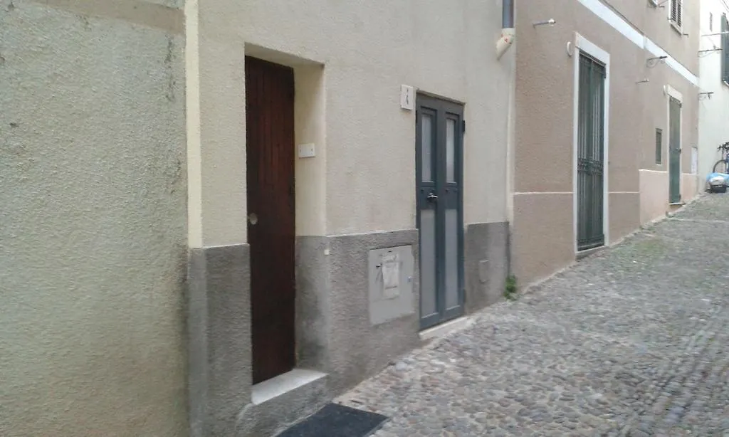 Palauet Cosy Old Town Apartment In Alghero For 1 Person Itálie