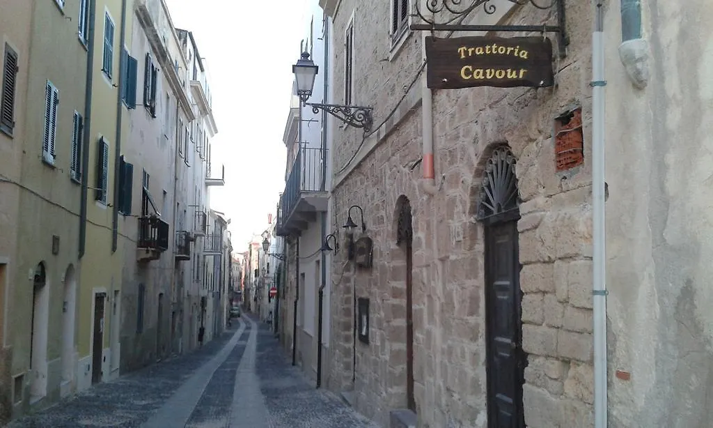 Palauet Cosy Old Town Apartment In Alghero For 1 Person 0*,  Itálie